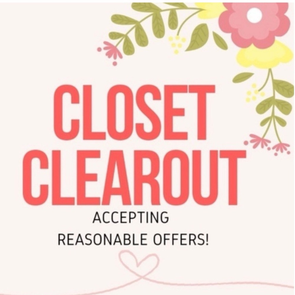 CLOSET CLEAROUT!!! PLEASE SEND REASONABLE OFFERS